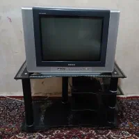 تلویزیون ۲۱سامسونگ و میز تلویزیون