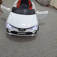 ماشین شارژی تویاتا کمری