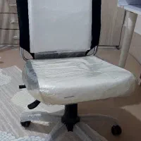 صندلی چرخ دار با جک تنظیم ارتفاع