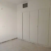 90-متر-تک-خواب-حیاط-دار-رو-به-آفتاب
