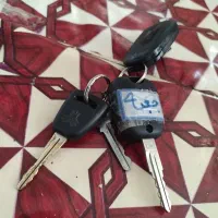 سویچ ماشینم گم شده درحاجی آبادنزدیک م گاز