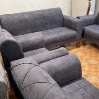 مبل.   لیلا