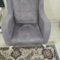 مبل راحتی 7 نفره کار کرده همراه میز عسلی