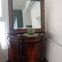 اینه و کنسول