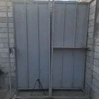 تخت آهنی