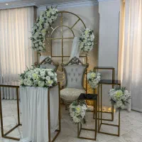گل آرایی مصنوعی بله برون در منزل