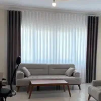 کاناپه سه نفره تختخواب شو به همراه دو کوسن خود مبل
