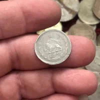 تعدادی لوازم قدیمی کلکسیونی انتیک