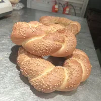 فروشنده خانم