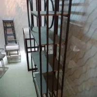 فروش یک عدد قفسه فانتزی ۵ طبقه ای ایستاده