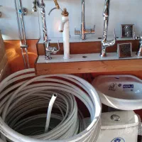 لوله کشی تعمیرات ونصب شیر الات پمپ اب ابگرمکن