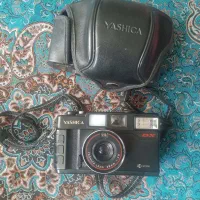 دوربین عکاسی یاشیکا اصل ژاپن کلکسیونی زیبا و سالم