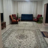 یک دست مبلمان زیبای کلاسیک در حد نو
