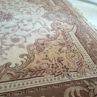 یک عدد فرش ماشینی ۱۲ متری و دو عدد ۹ متری