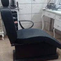 صندلی آرایشگری در حد نو