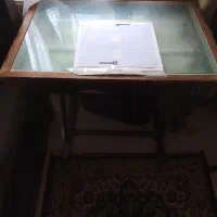 میز نور قابل تنظیم