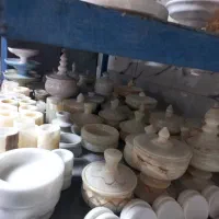 ظروف سنگی .جاشمعی .انواع سنگ ریزه های رنگی