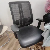 صندلی اداری فوق راحت جک دار چرخان