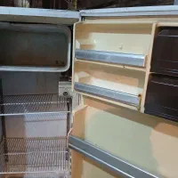 یخچال قدیمی