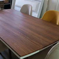 میز نهارخوری