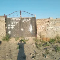زمین ملکی دور دیوار فروشی
