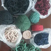 مقداری دکمه وخرجکار