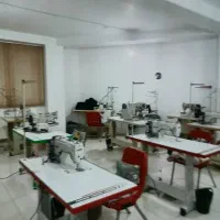 وسط کار ماهر چرخکار ماهر