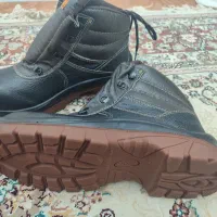 کفش ایمنی برند پای آرا