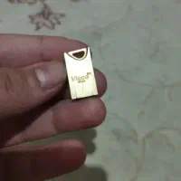 فلش ۳۲ گیگ سالم