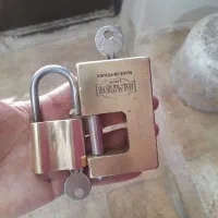 قفل برنجی