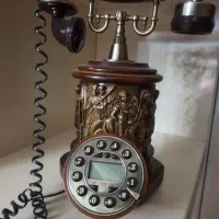 تلفن رو میزی