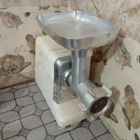 چرخ گوشت نو مارک کرون نونو حتی یک بار به برق نزدم