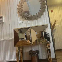 آیینه وکنسول