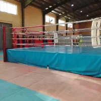 باشگاه ورزشی مجهز
