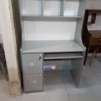 میز تحریر پیانویی