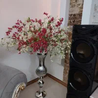گل و گلدان