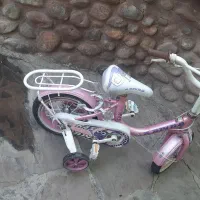 چرخ خیاطی و دوچرخه