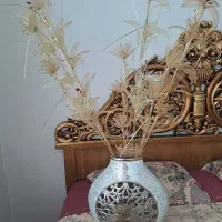 گلدان وگل