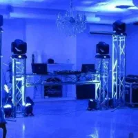 Dj با سیستم صوت و نور حرفه ای