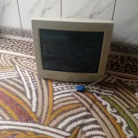 مانیتور ال جی سالم