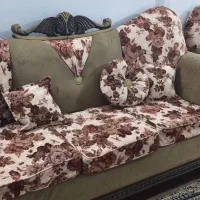 مبل ۷ نفره  سالم وتمیز درحدنو +میزنهارخوری ۴نفره