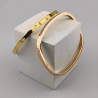 بنگل دستبند کارتیر
