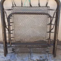 تخت فلزی وفنری