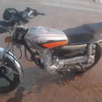 هوندا200