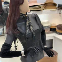 مانکن مدل لاکچری با متعلقات