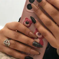 کاشت ناخون