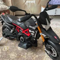 فروش یکدستگاه موتور شارژی aprilia