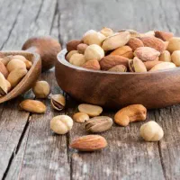 بسته بندی آجیل جای خواب و غذا،بیمه