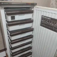 فریزر فروشی دارای ۷ کشو سالم و خوب