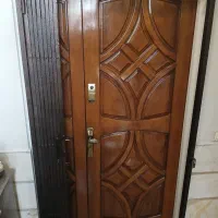 درب تمام چوب دولنگه مبلغ ۷ میلیون تومان